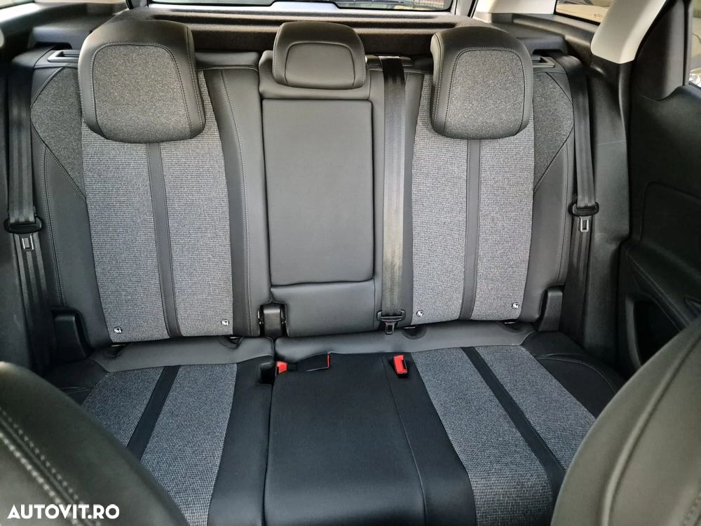 Peugeot 3008 1.5 BlueHDI 130 S&S EAT8 Allure - 17