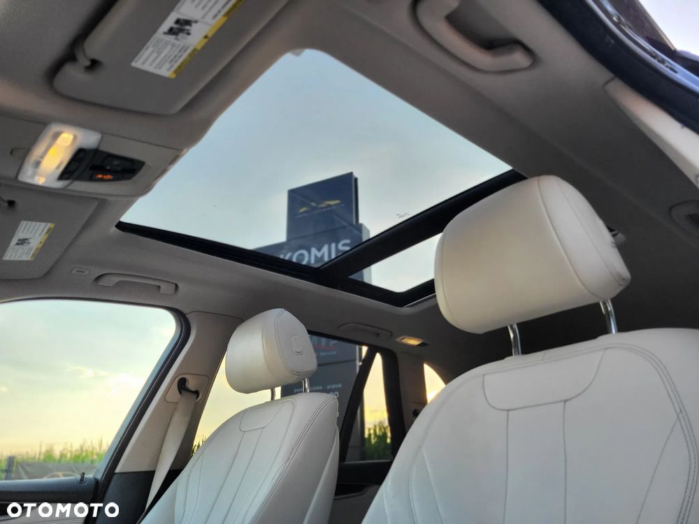 BMW X5 3.5i xDrive - 10
