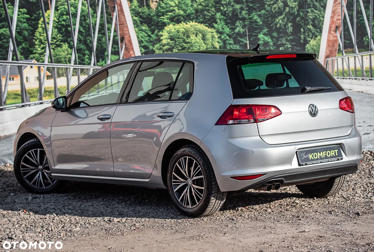 Volkswagen Golf 2.0 BlueTDI DSG Highline - 9