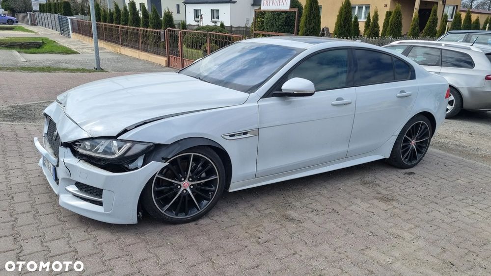 Jaguar XE 20d R-Sport Ingenium Edition - 12