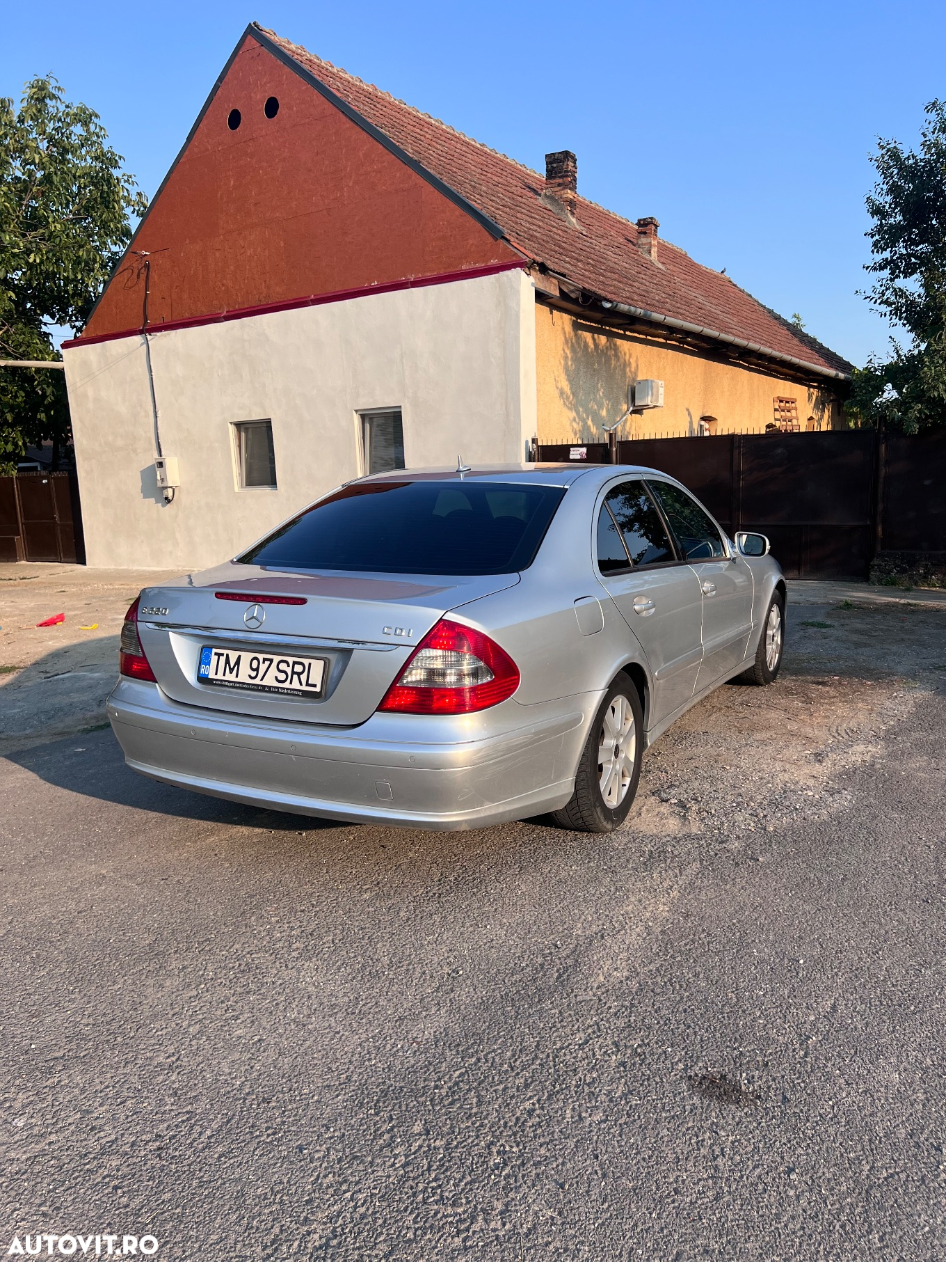 Mercedes-Benz E 220 T CDI Automatik Classic BusinessEDITION - 2