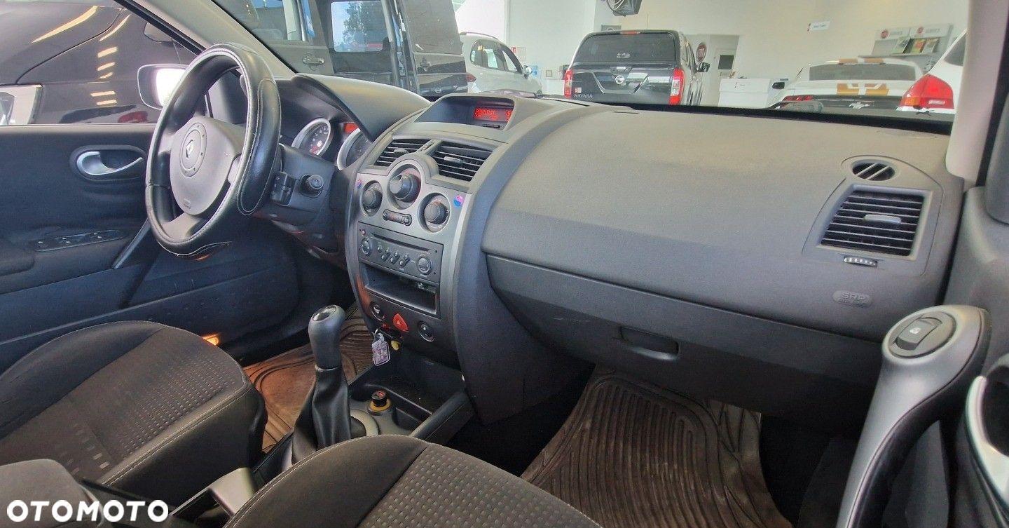 Renault Megane - 9