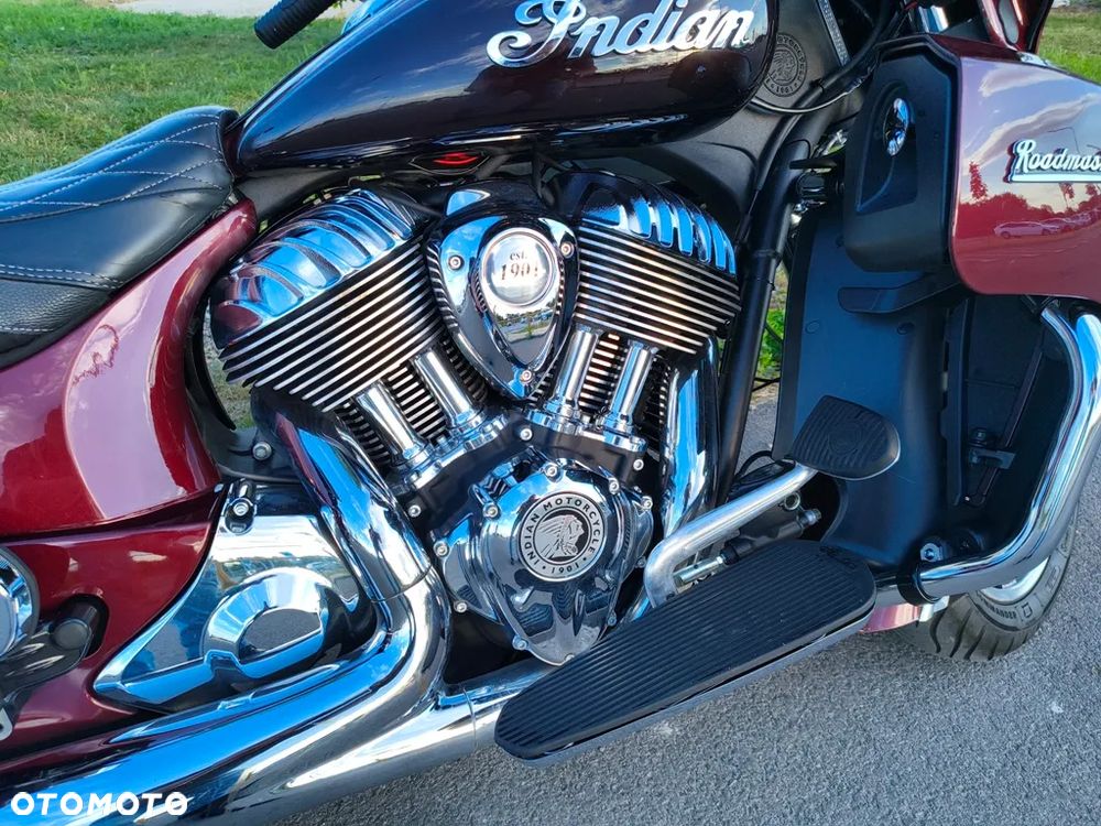 Indian Roadmaster - 8