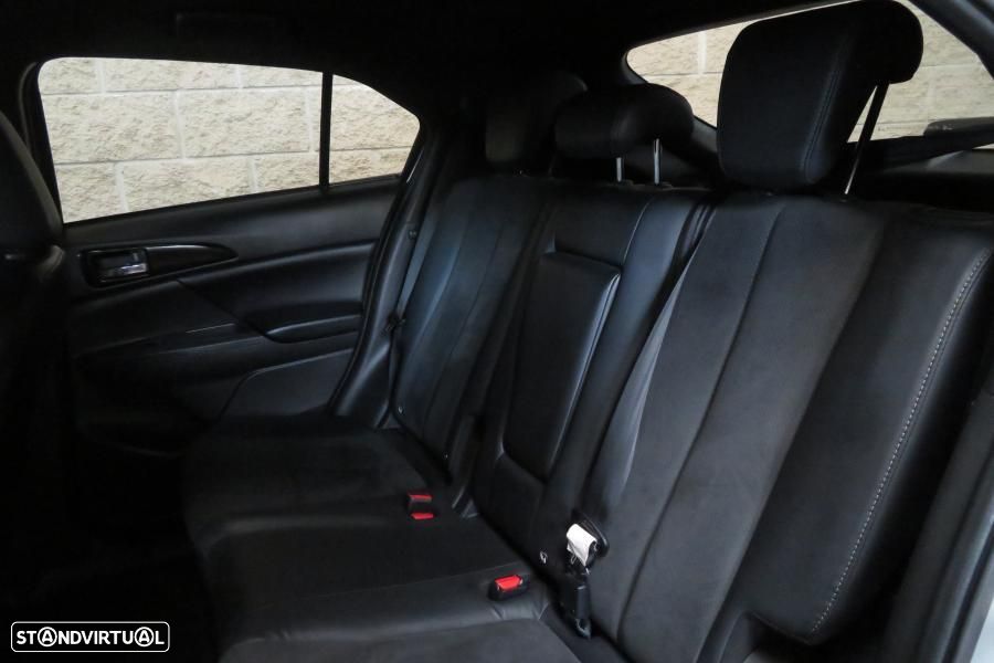Mitsubishi Eclipse Cross 2.4 PHEV eMotion - 9