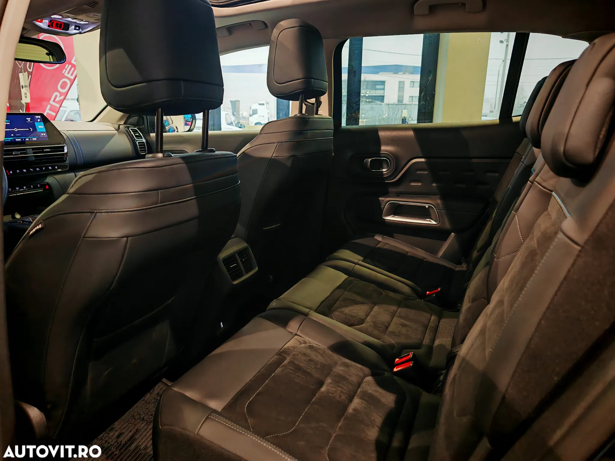 Citroën C5 Aircross 1.2 MHEV 136 eDCT6 MAX - 12