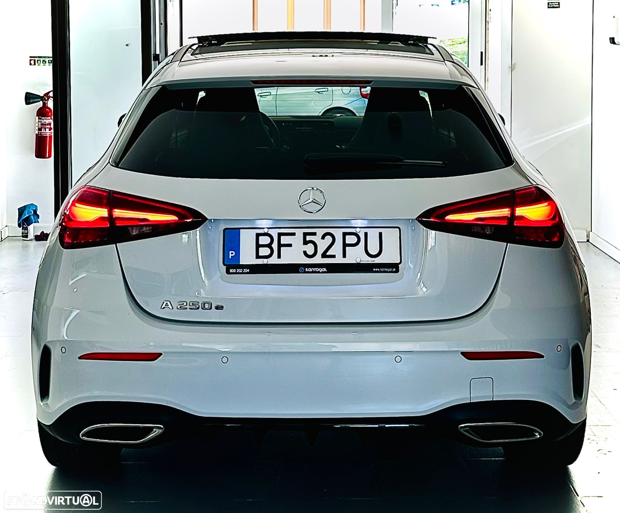 Mercedes-Benz A 250 e AMG Line - 7