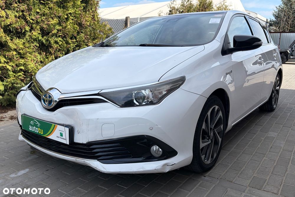Toyota Auris - 1
