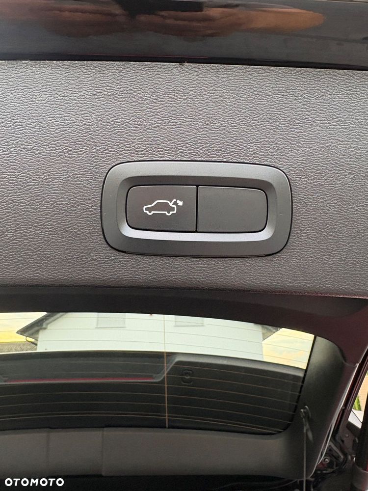Volvo XC 40 T3 Momentum Pro - 38