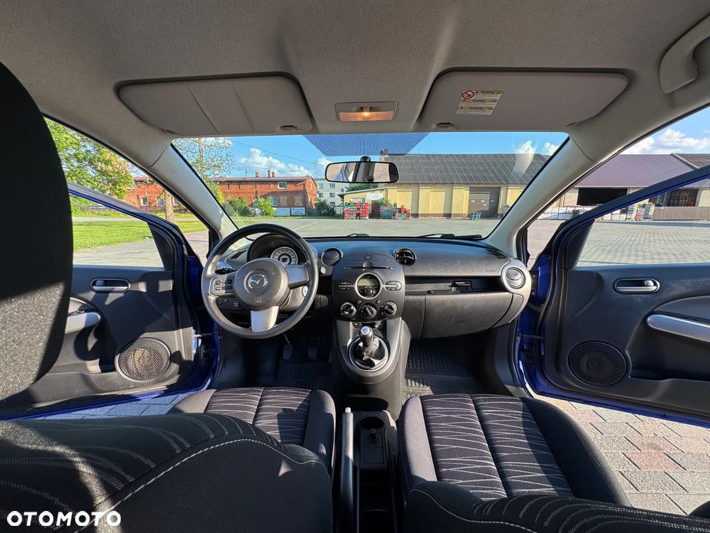 Mazda 2 - 12