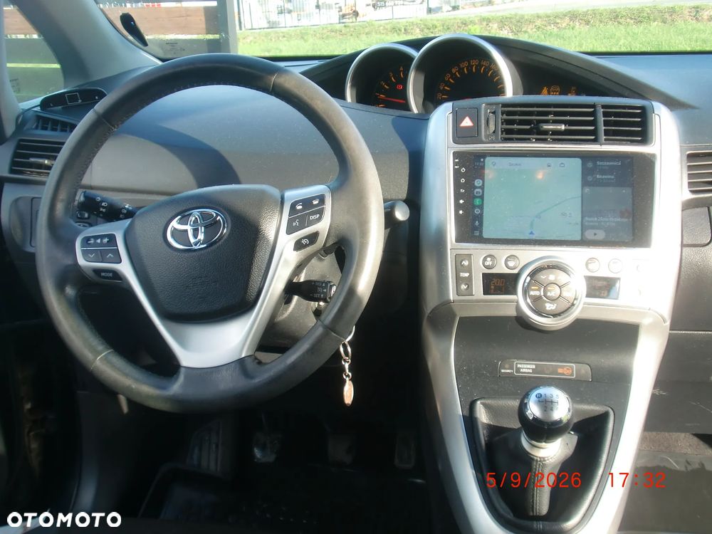 Toyota Verso 2.0 D-4D Sol plus - 9