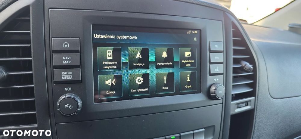 Mercedes-Benz Vito ExtraLong 2.0 114 CDI Automat 9-g Tronic - 24