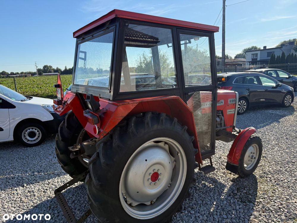 Massey Ferguson 235 - 3