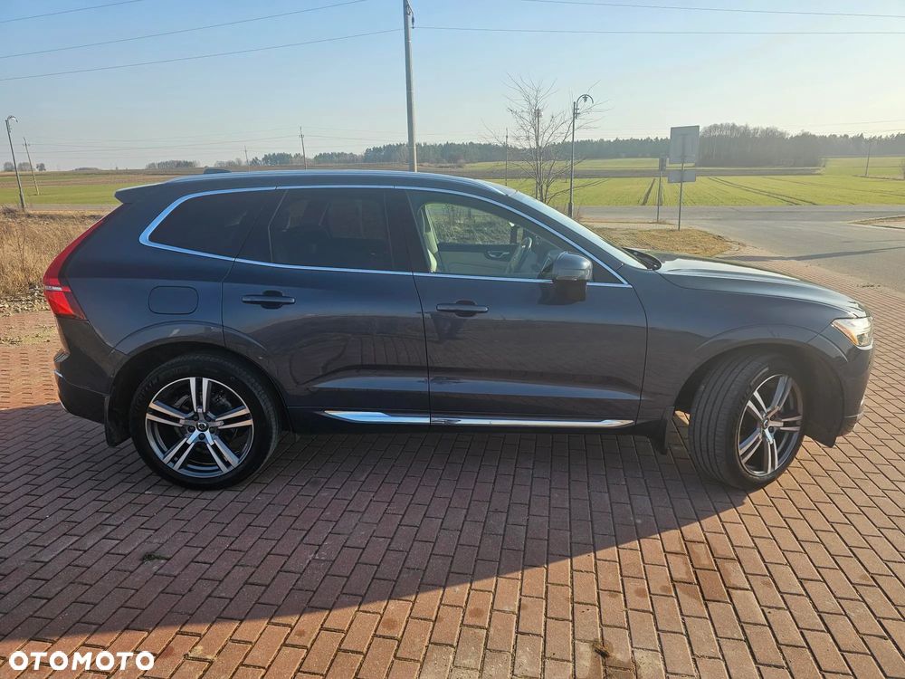 Volvo XC 60 T5 AWD Geartronic Momentum - 11
