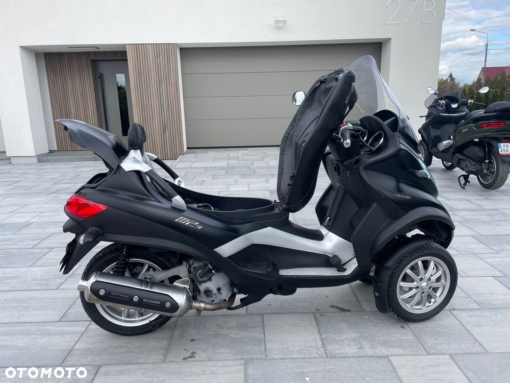 Piaggio MP-3 - 3