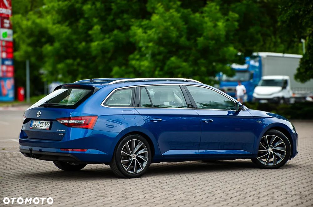 Skoda Superb 2.0 TDI DSG L&K - 27