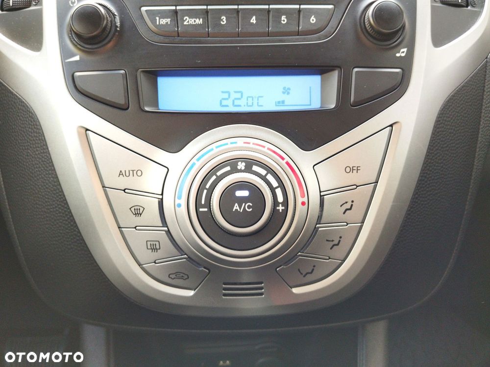 Hyundai ix20 1.6 Premium - 28