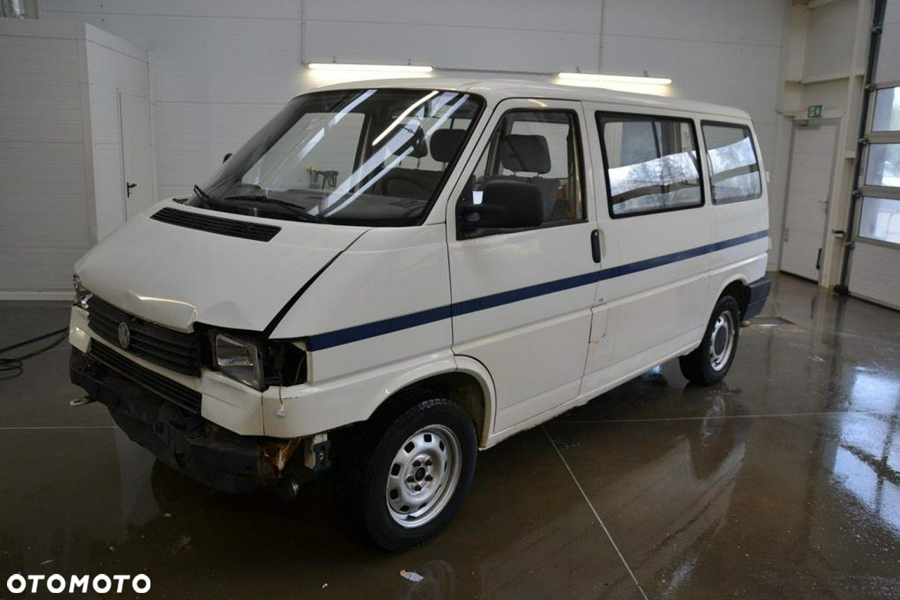 Volkswagen Transporter - 3