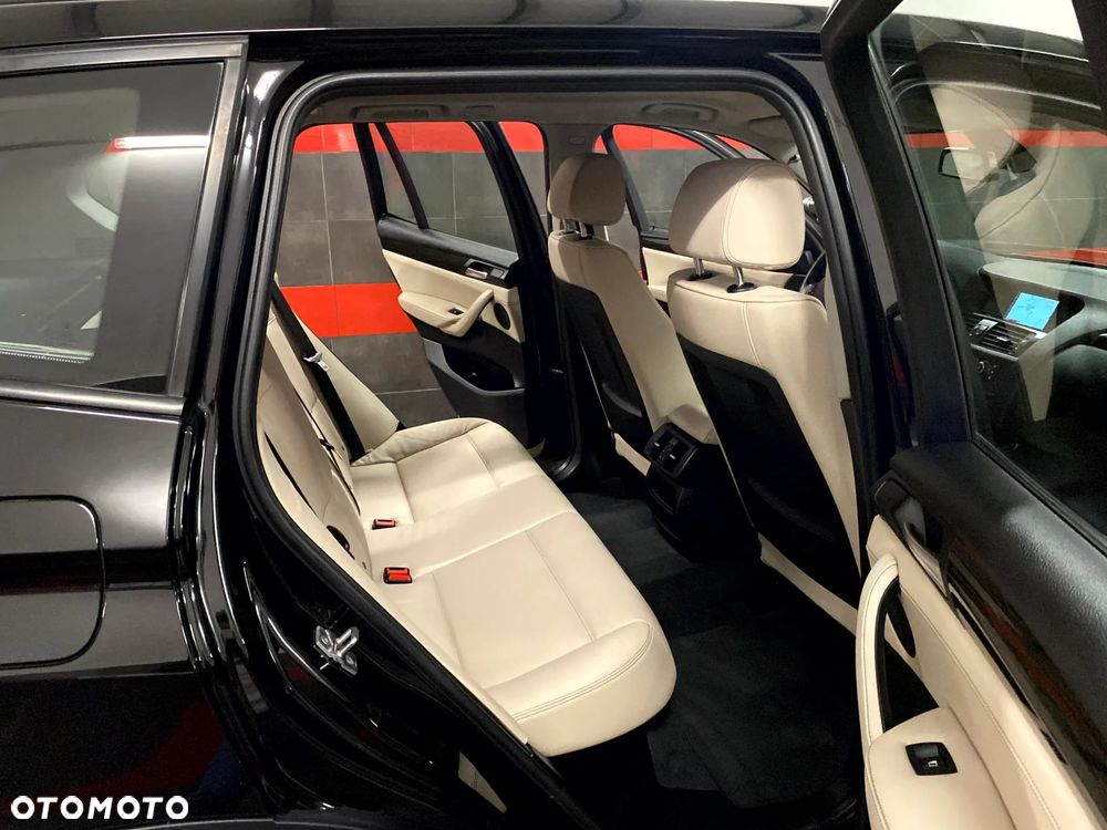 BMW X3 xDrive20d - 24