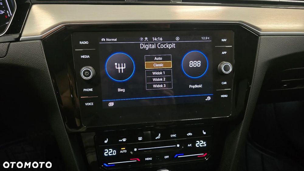 Volkswagen Passat - 31