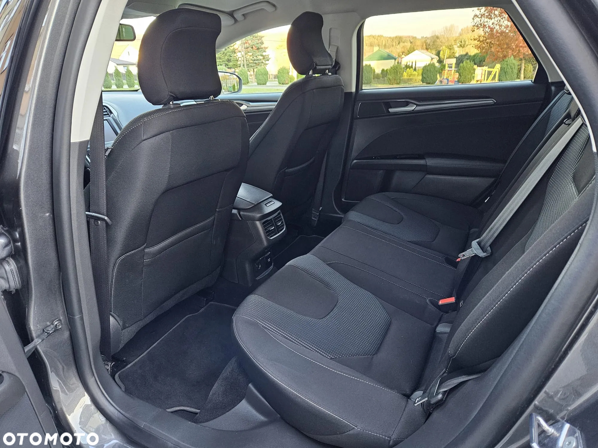 Ford Mondeo Turnier 2.0 EcoBlue Titanium - 22