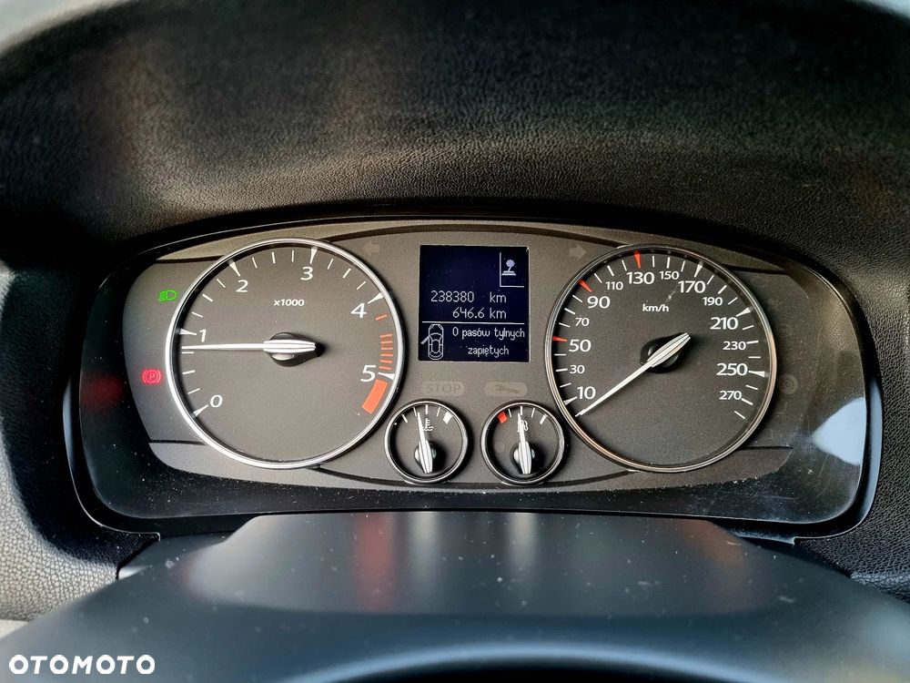 Renault Laguna 2.0 dCi Initiale - 19