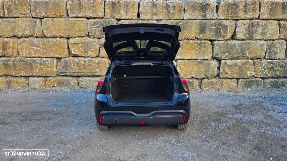 MG MG4 64 kWh Luxury - 57