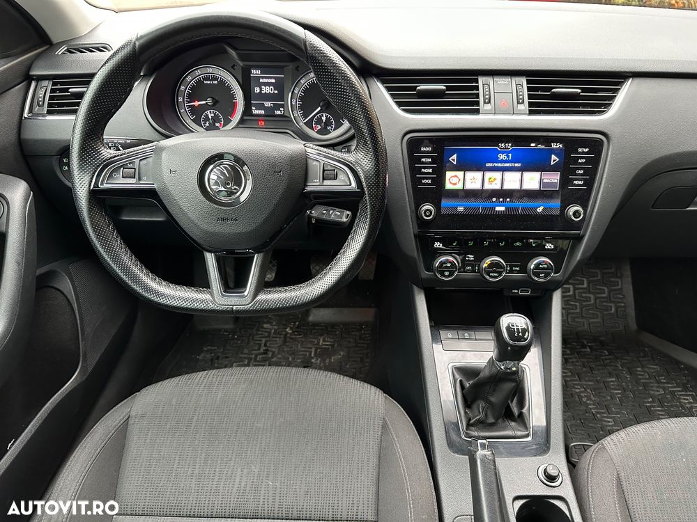 Skoda Octavia 1.6 TDI Style - 11