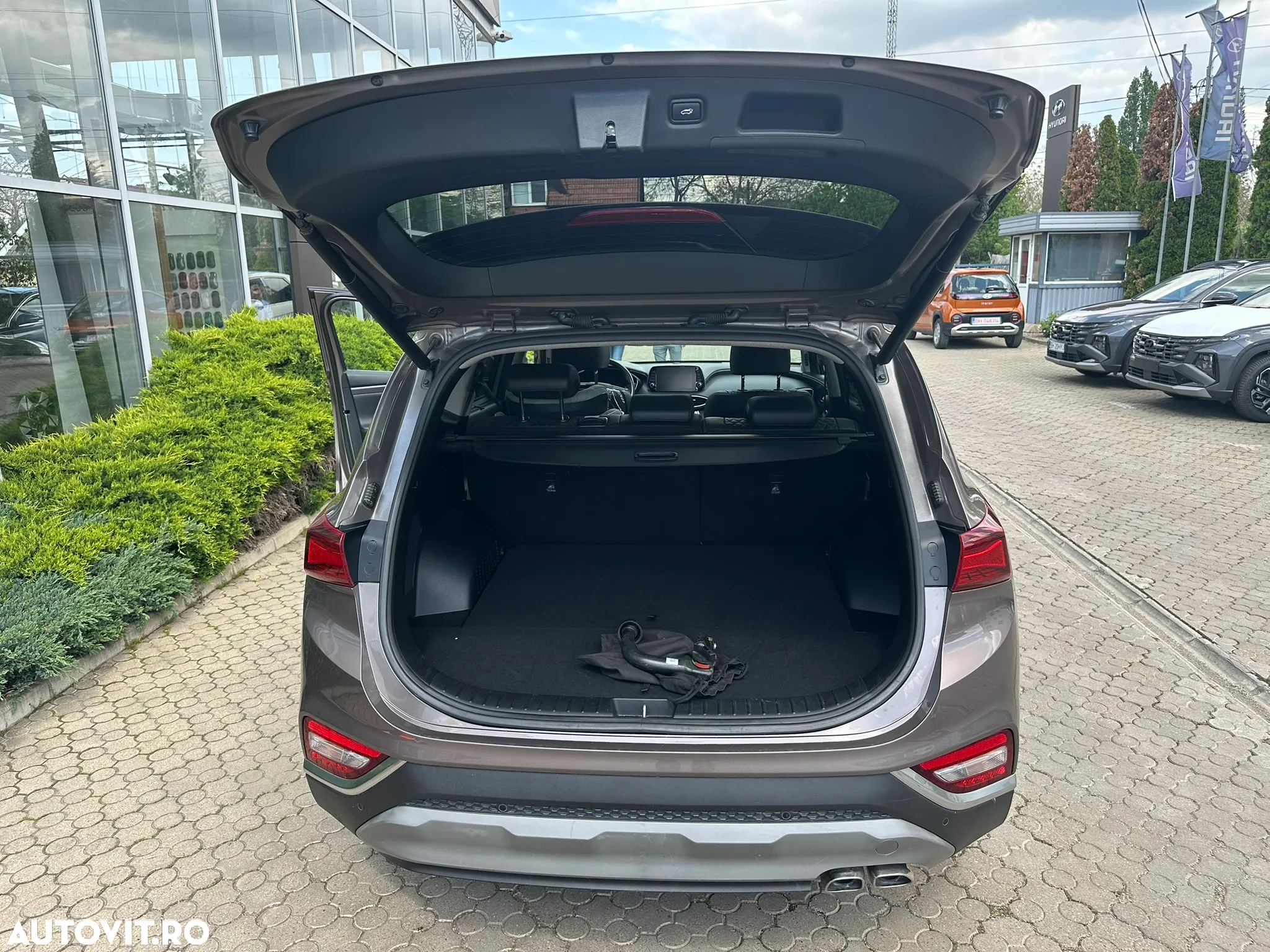 Hyundai Santa Fe 2.2 CRDi 4WD 8AT Luxury - 16