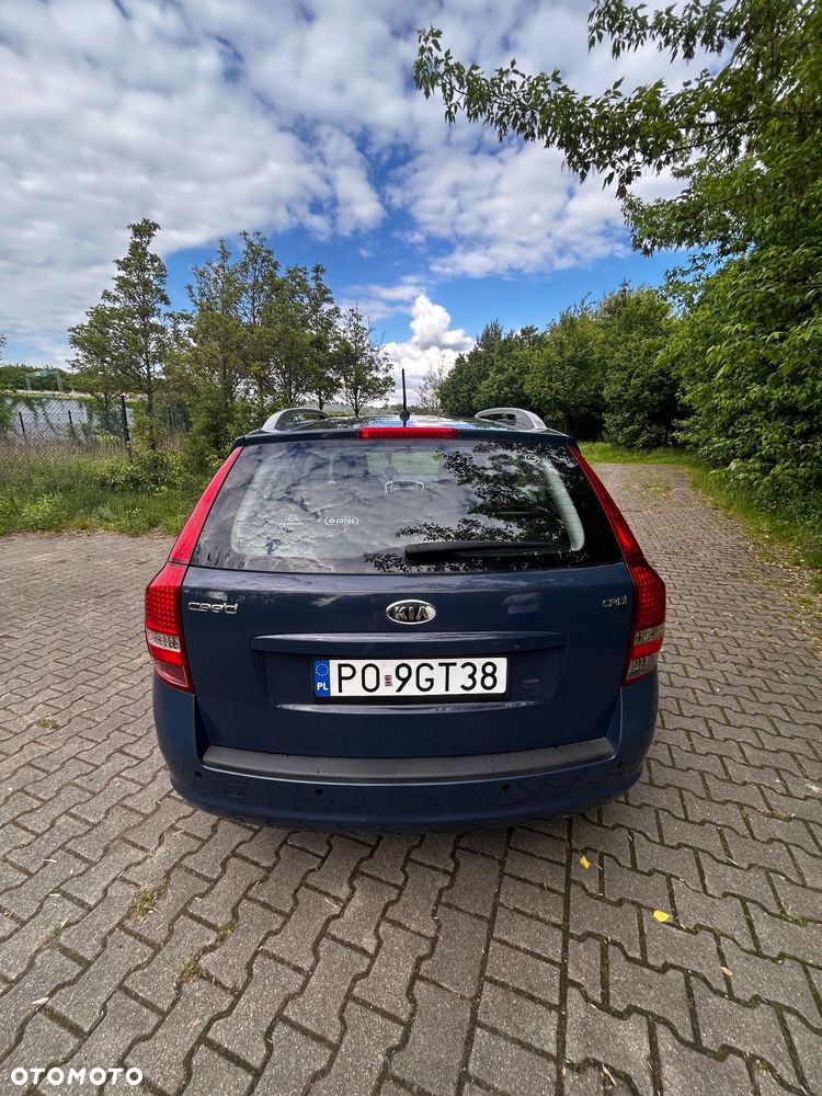 Kia Ceed 1.6 Crdi Comfort - 4