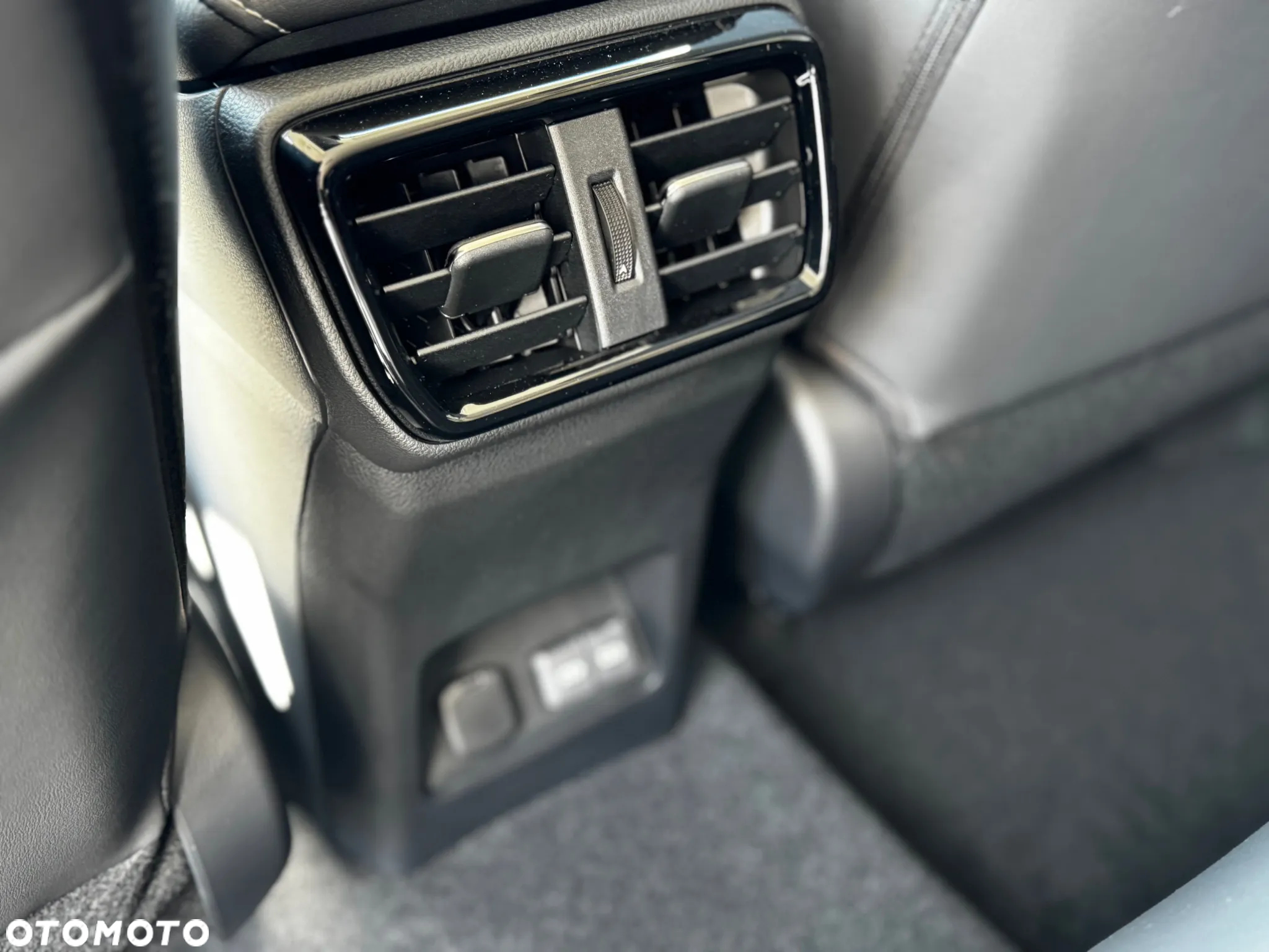 Lexus NX 350h Prestige AWD - 26