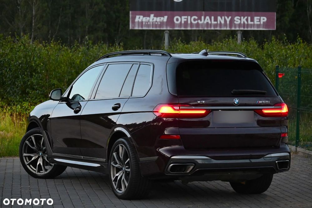 BMW X7 M50i sport - 12