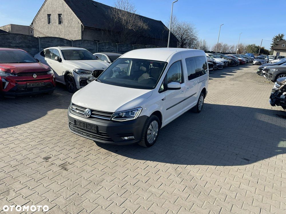 Volkswagen Caddy 2.0 TDI Comfortline 4Motion DSG - 2