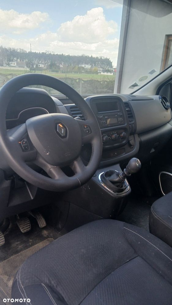 Renault Trafic - 17