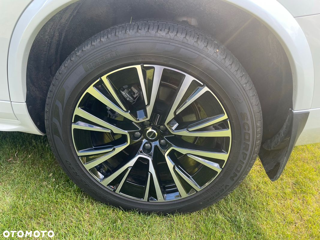 Volvo XC 90 T8 AWD Twin Engine Geartronic Momentum - 13