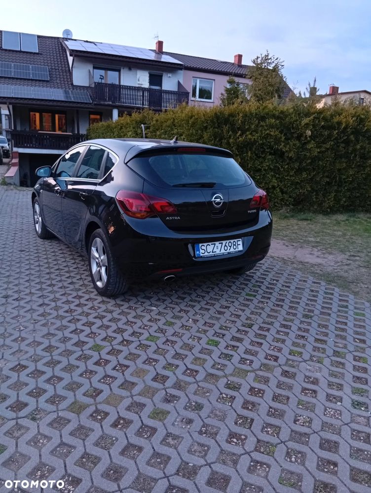 Opel Astra 1.4 Turbo Edition - 9