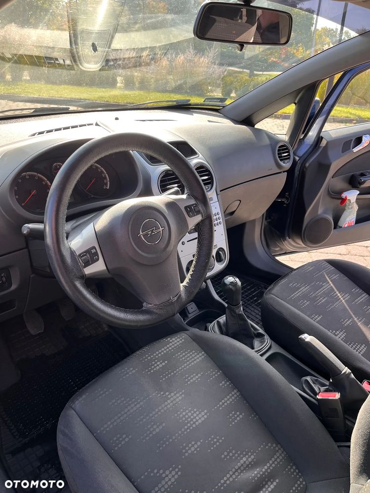 Opel Corsa - 10