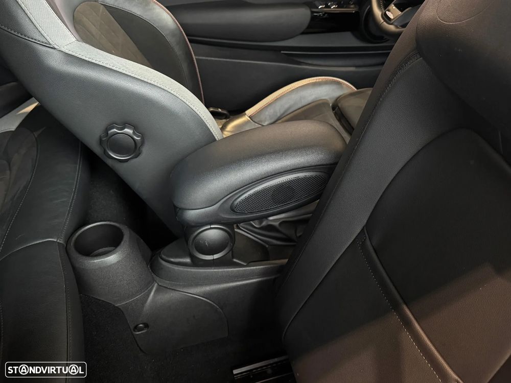 MINI Cabrio Cooper Auto - 24