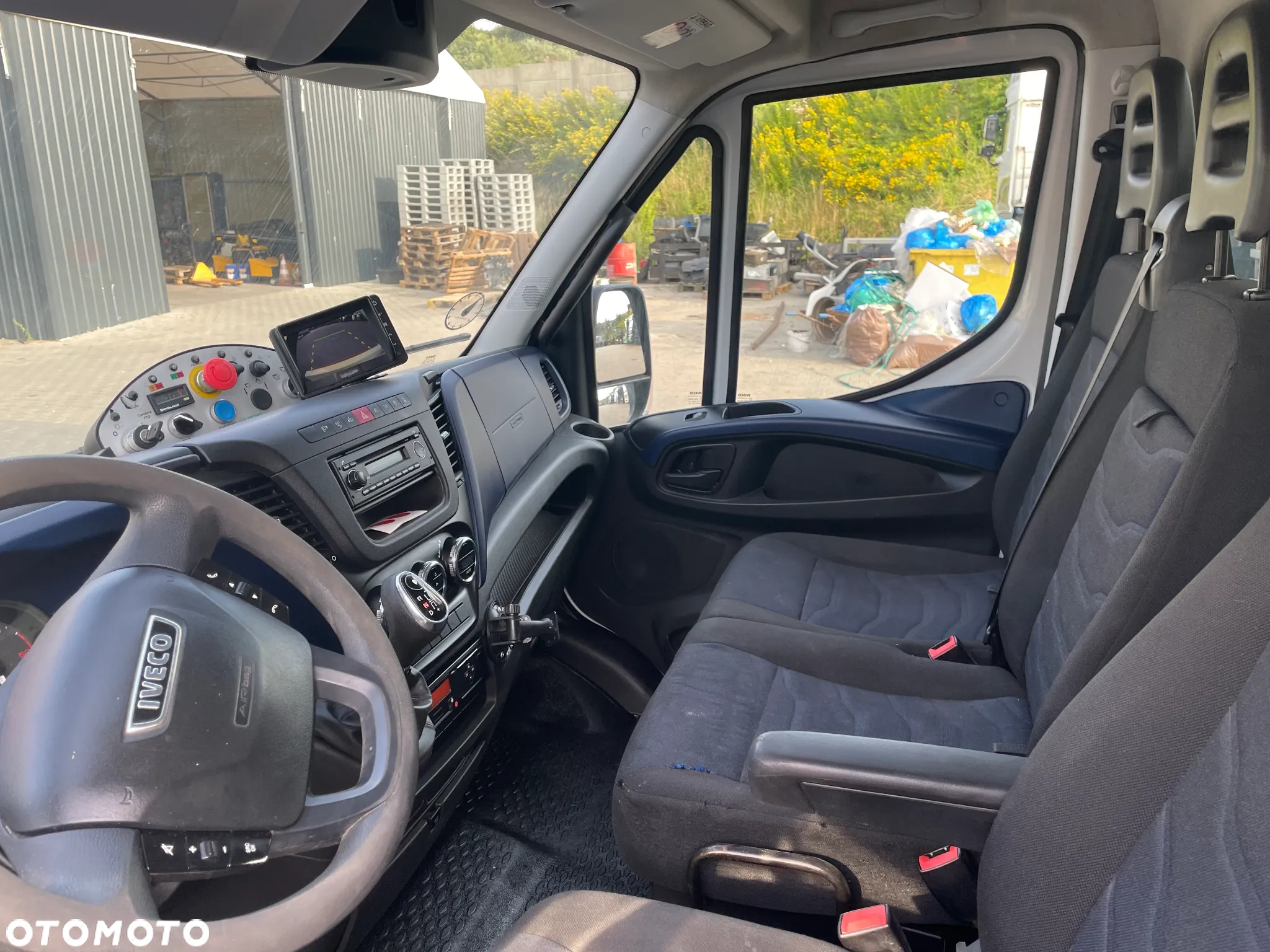 Iveco Daily śmieciarka - 10