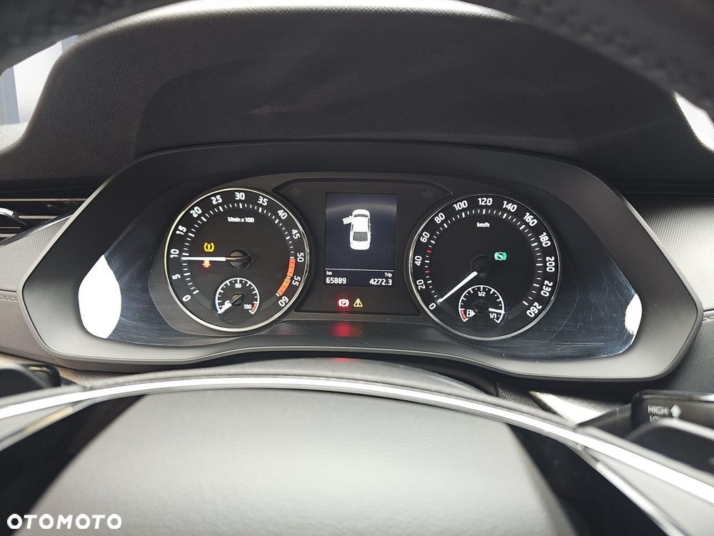 Skoda Octavia 2.0 TDI Ambition DSG - 16