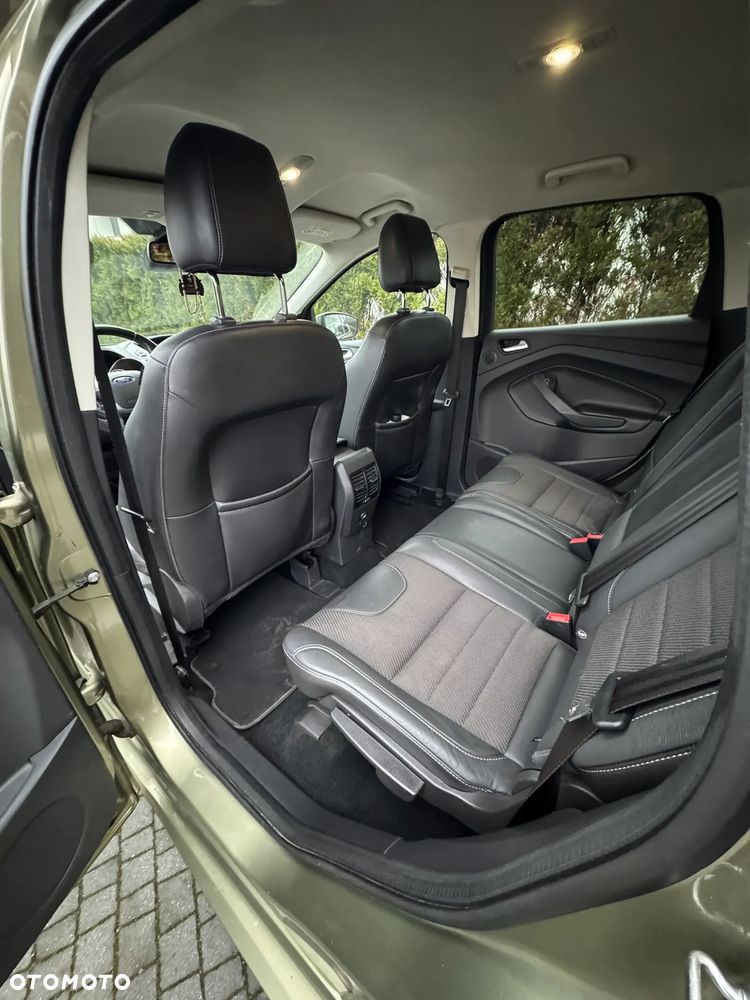 Ford Kuga 2.0 TDCi 4WD Titanium Plus - 12