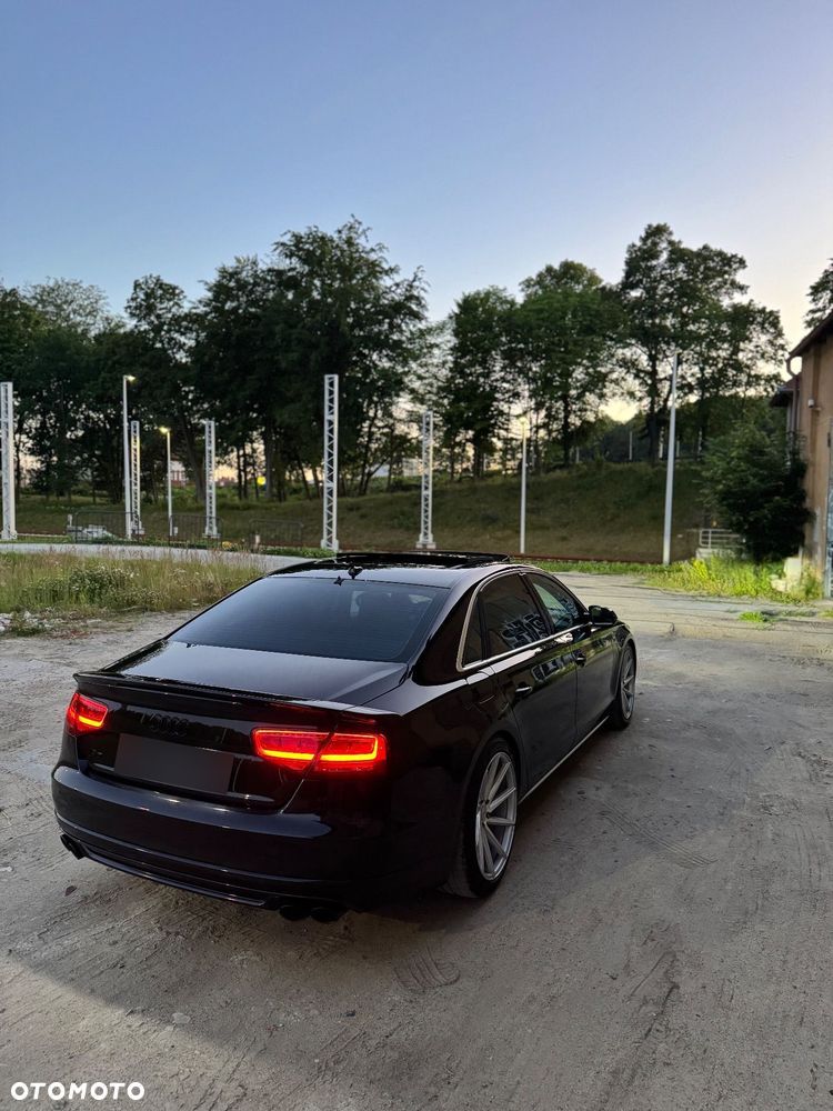 Audi A8 4.2 FSI L Quattro - 5