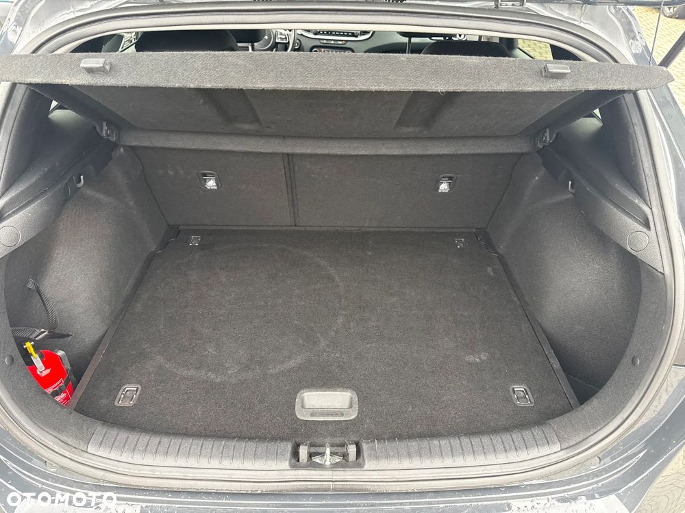 Kia Ceed 1.5 T-GDI Tribute DCT - 18