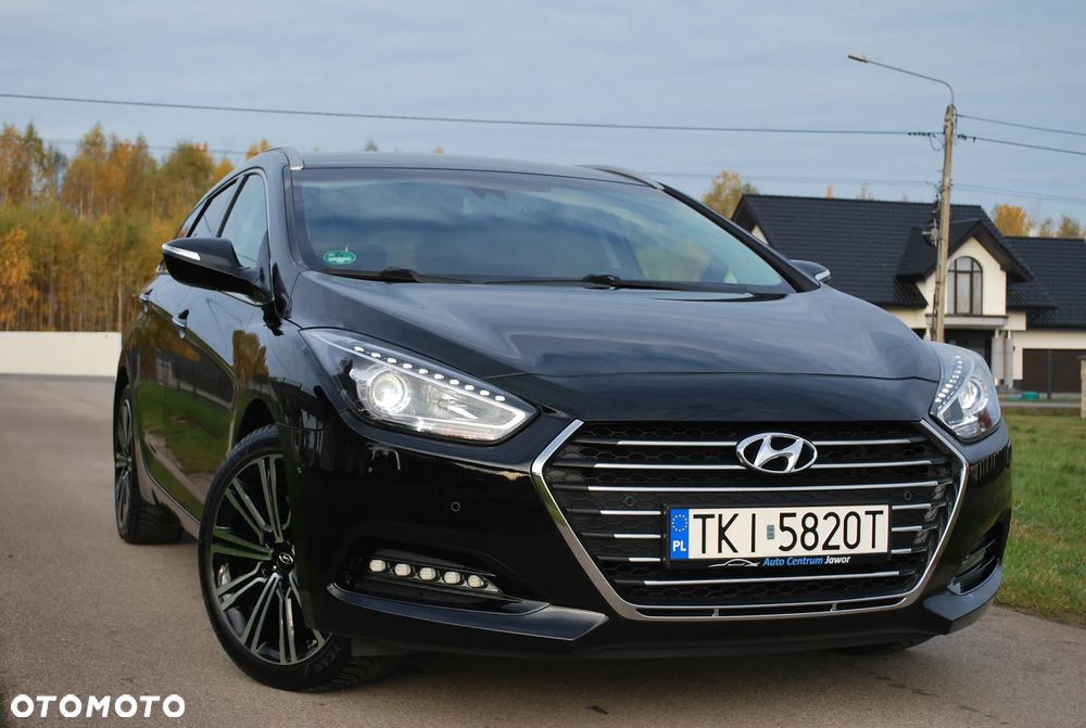 Hyundai i40 Kombi 2.0 Automatik Premium - 1