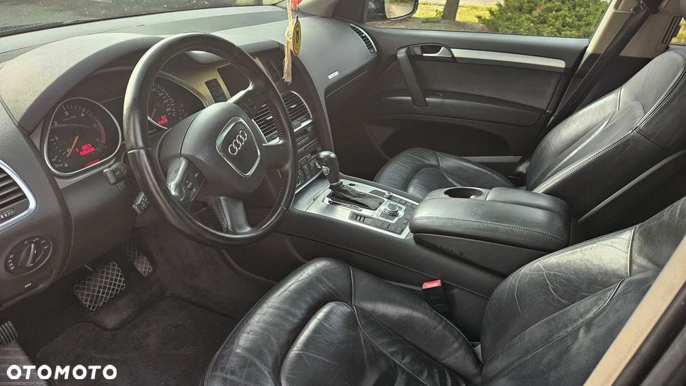 Audi Q7 - 18