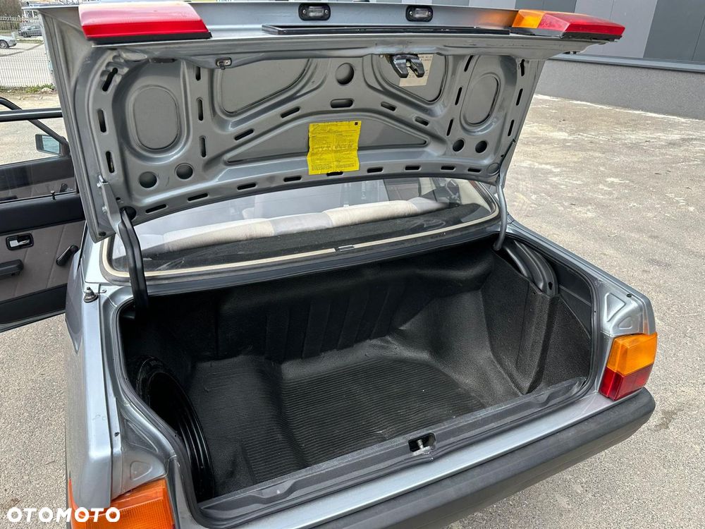 Audi 80 - 30