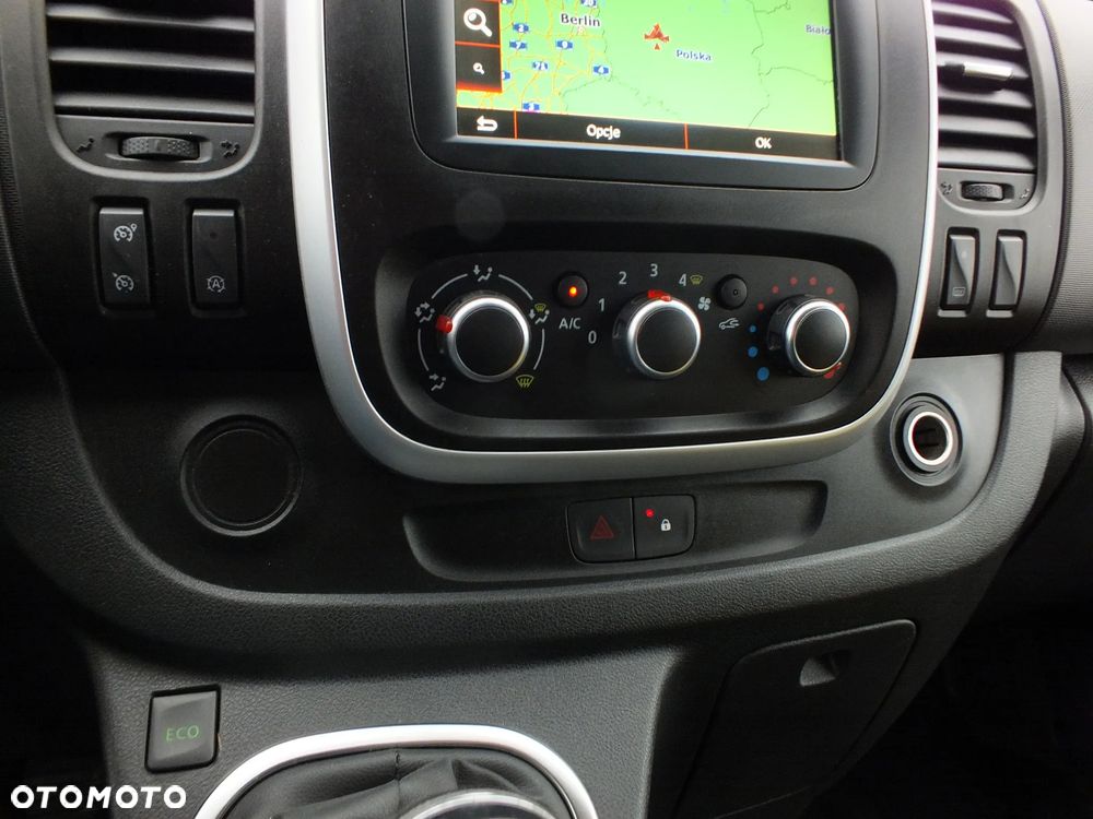 Renault Trafic 2.0dci L2H1 Brygadówka 6 osobowy - 11