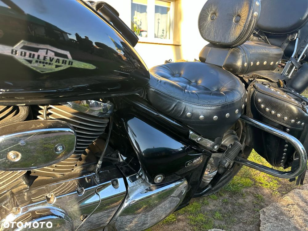 Suzuki VL 800 Volusia - Boulevard C50 - 6
