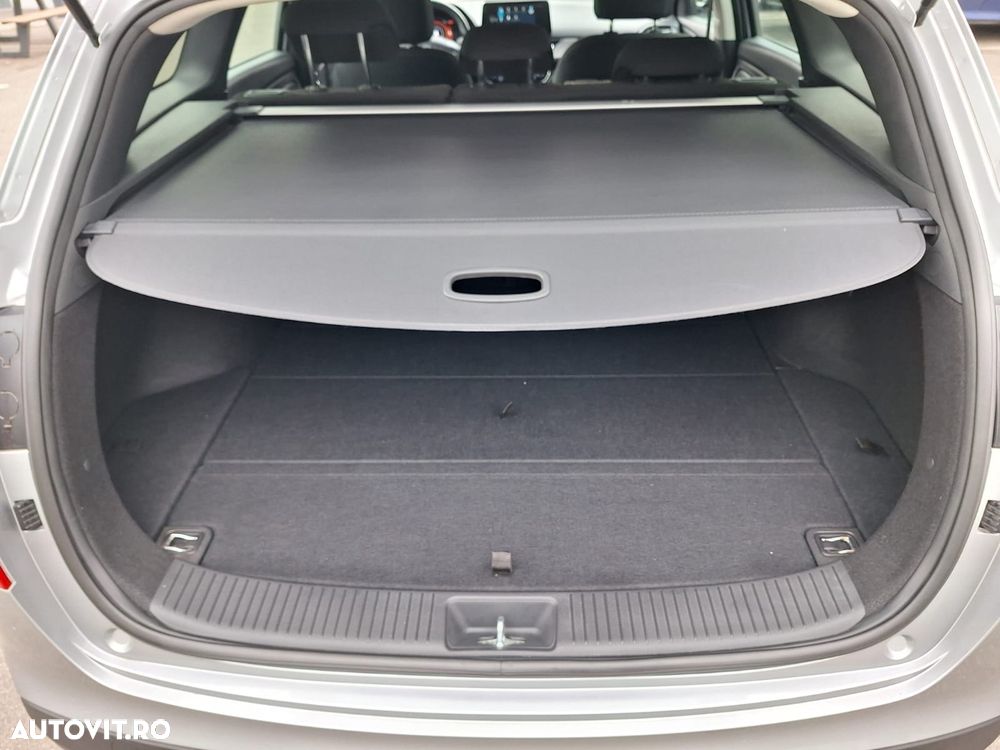 Hyundai i30 Fastback 1.5 T-GDI MHEV 160CP Highway - 17