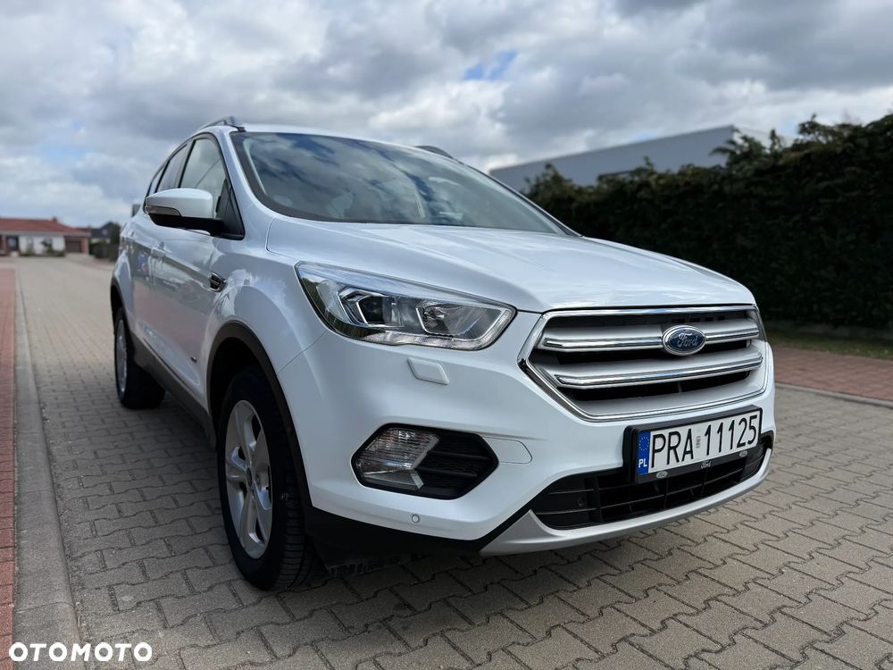 Ford Kuga - 10