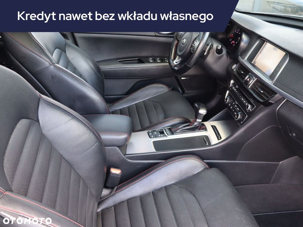 Kia Optima - 11